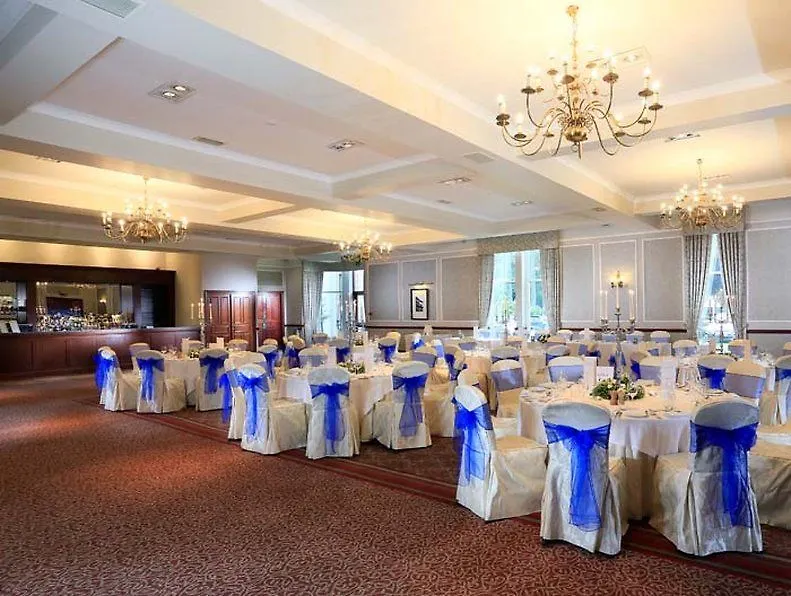 Macdonald Norwood Hall Hotel Aberdeen 4*,